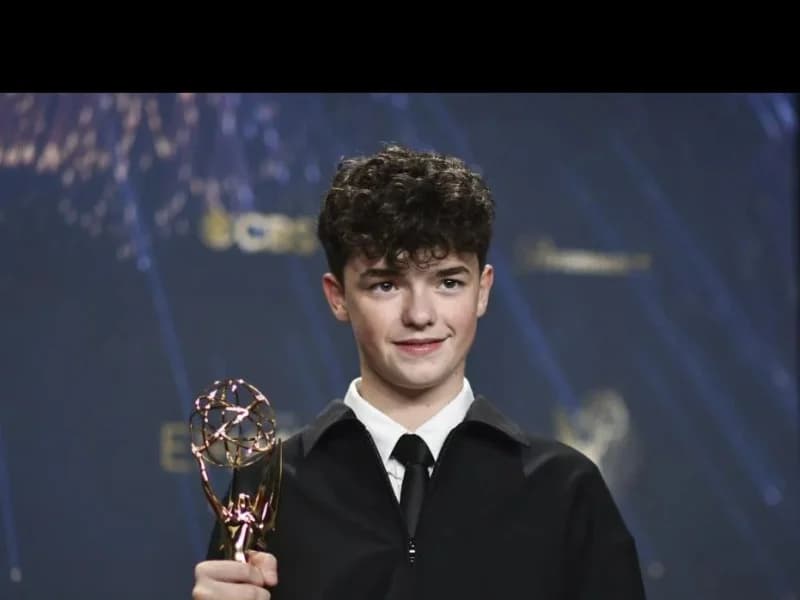 Emmy premia jovem de 15 anos como melhor ator coadjuvante