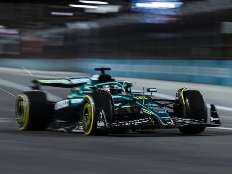 Bandeira vermelha encerra treino mais cedo em Las Vegas